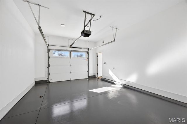 1015 River Bluff Drive, Washington, MO 63090