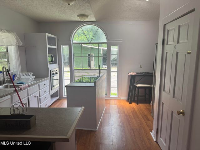 4700 Second Street, Moss Point, MS 39563