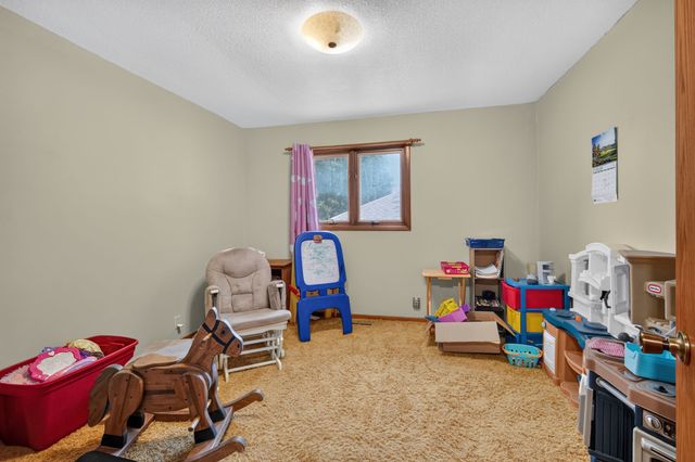 100 Vermeer Road, Pella, IA 50219
