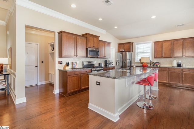 208 Evansdale Way, Simpsonville, SC 29680