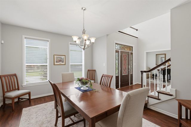 3805 N Briarwood Drive, Brenham, TX 77833