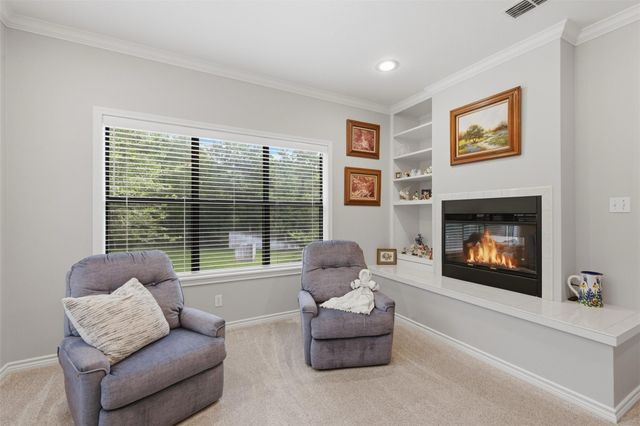 3805 N Briarwood Drive, Brenham, TX 77833