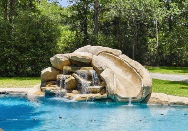 3805 N Briarwood Drive, Brenham, TX 77833