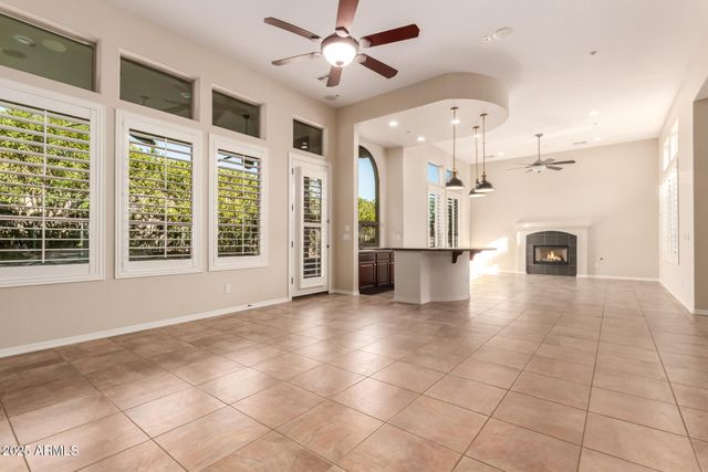 12446 W BAJADA Road, Peoria, AZ 85383