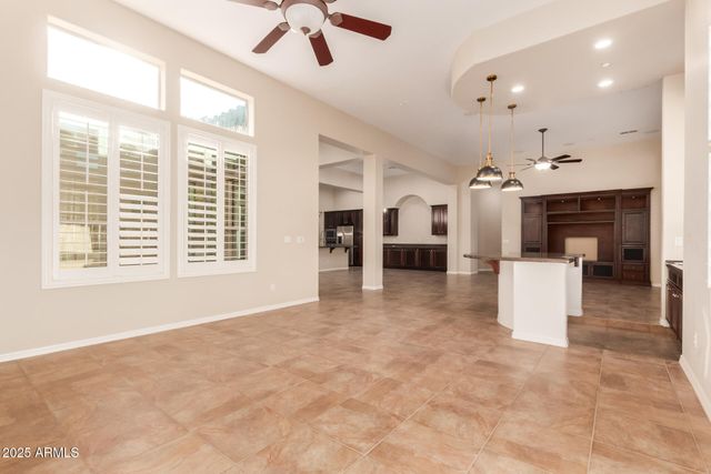 12446 W BAJADA Road, Peoria, AZ 85383