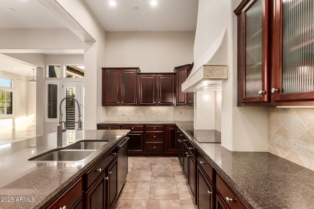 12446 W BAJADA Road, Peoria, AZ 85383