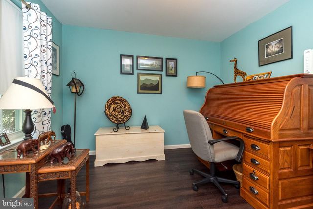 208 N 4TH, Bally, PA 19503