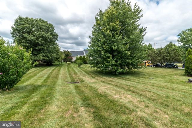 208 N 4TH, Bally, PA 19503