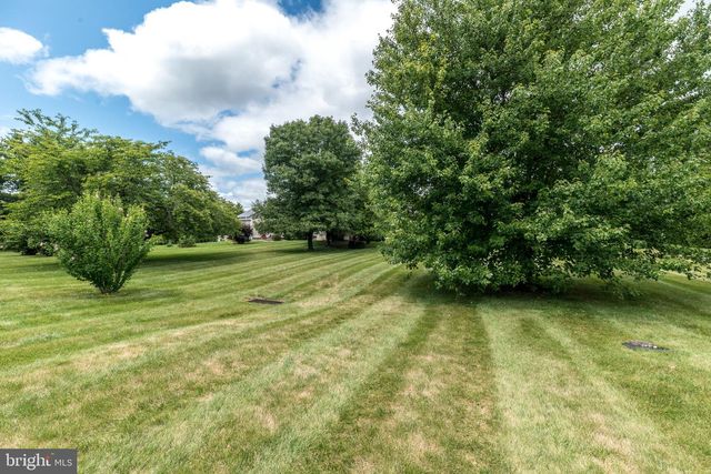 208 N 4TH, Bally, PA 19503