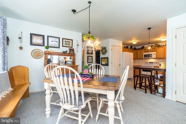 208 N 4TH, Bally, PA 19503