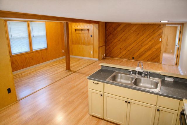 11529 Main ST, Jonestown, TX 78645