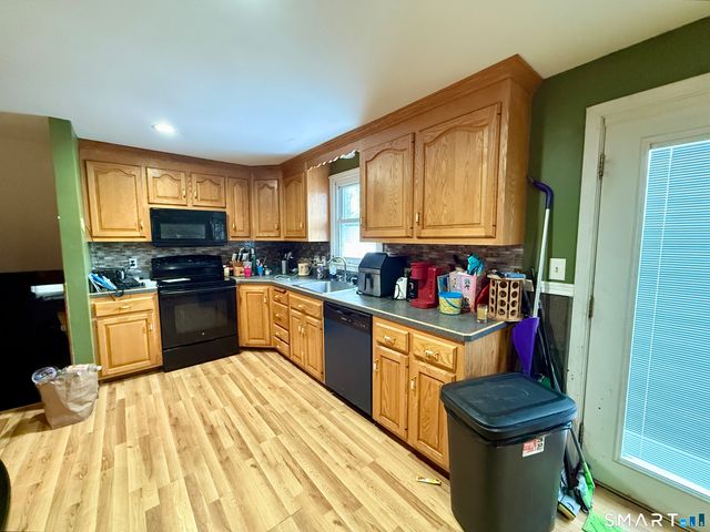 57 Glen Eagle Drive, Bristol, CT 06010