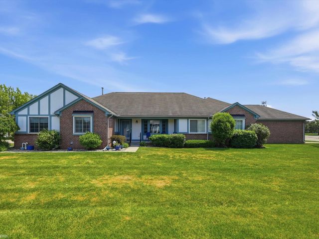 45461 Nottingham Drive, Macomb Twp, MI 48044
