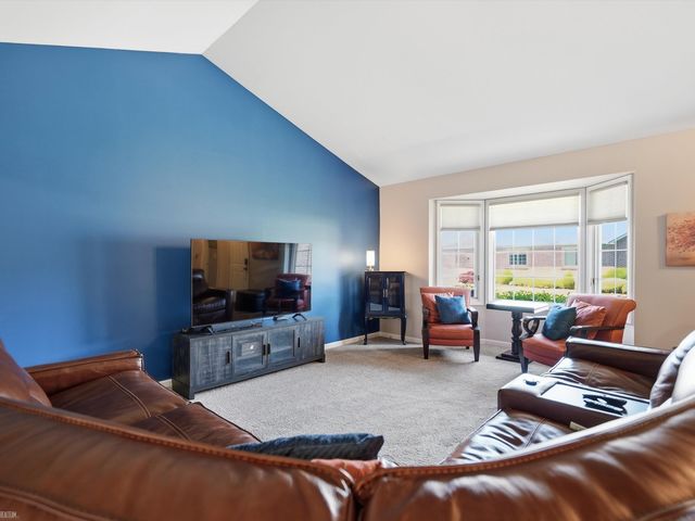 45461 Nottingham Drive, Macomb Twp, MI 48044