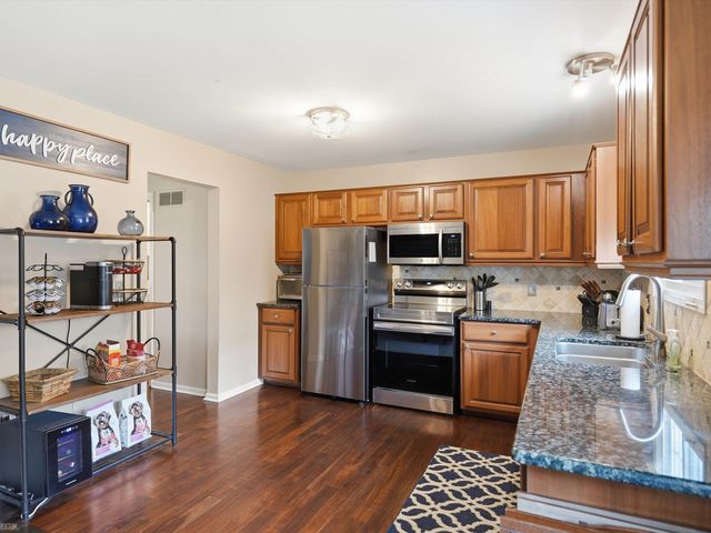 45461 Nottingham Drive, Macomb Twp, MI 48044