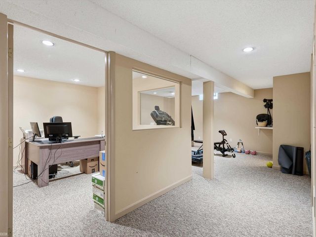 45461 Nottingham Drive, Macomb Twp, MI 48044