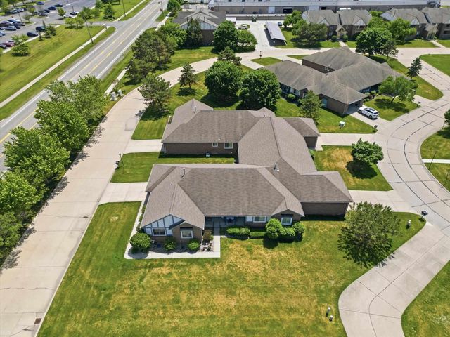 45461 Nottingham Drive, Macomb Twp, MI 48044