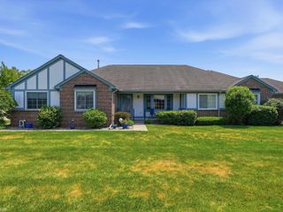 45461 Nottingham Drive, Macomb Twp, MI 48044