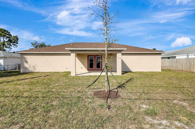 3965 SW Mccain Street, Port St. Lucie, FL 34953
