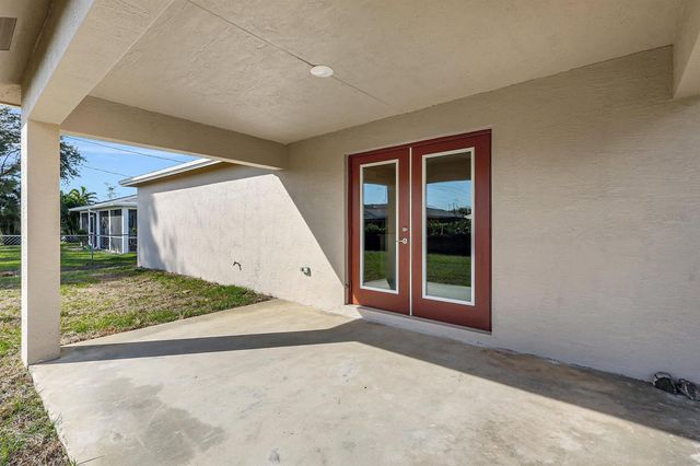 3965 SW Mccain Street, Port St. Lucie, FL 34953