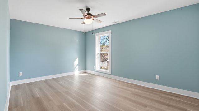 104 Division St, Normandy, TN 37360