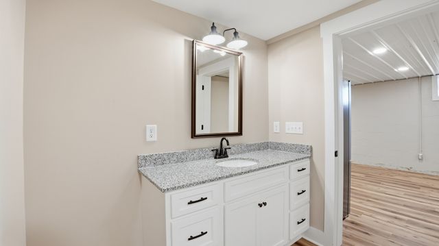 104 Division St, Normandy, TN 37360