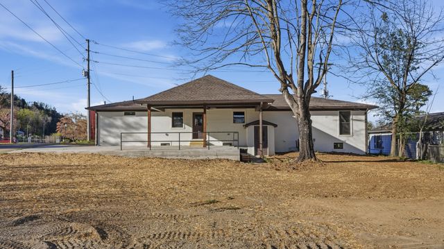 104 Division St, Normandy, TN 37360