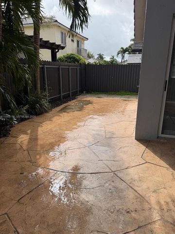 9125 SW 166th Ave, Miami, FL 33196