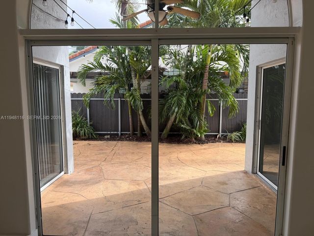 9125 SW 166th Ave, Miami, FL 33196