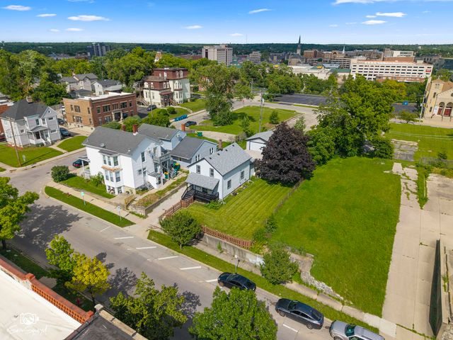 116 N Hickory Street, Joliet, IL 60435