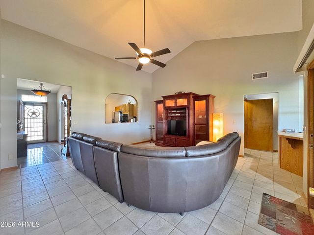 9520 W VALVIEW Place, Arizona City, AZ 85123