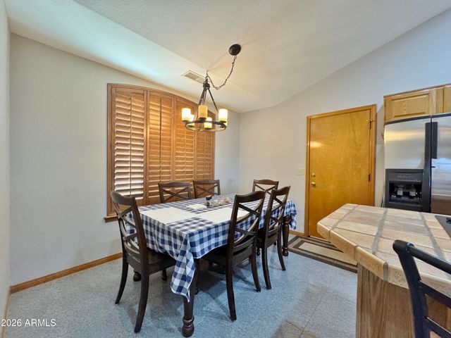 9520 W VALVIEW Place, Arizona City, AZ 85123