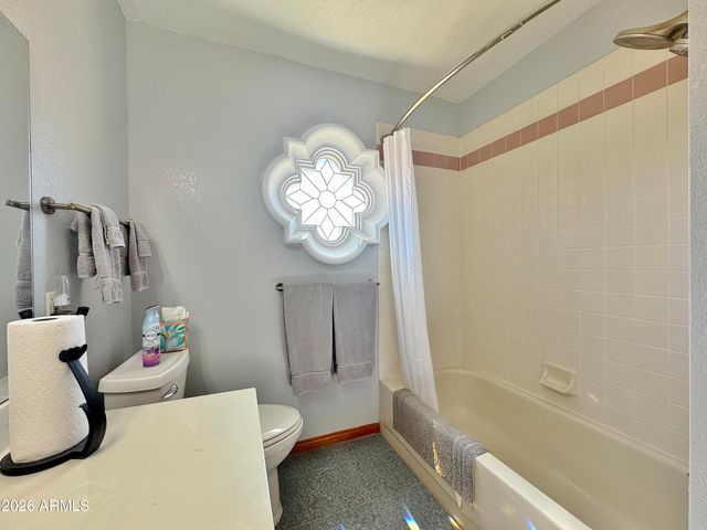 9520 W VALVIEW Place, Arizona City, AZ 85123