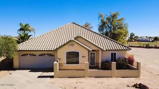 9520 W VALVIEW Place, Arizona City, AZ 85123