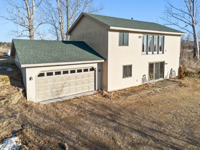 7411 181st Avenue NW, Nowthen, MN 55303