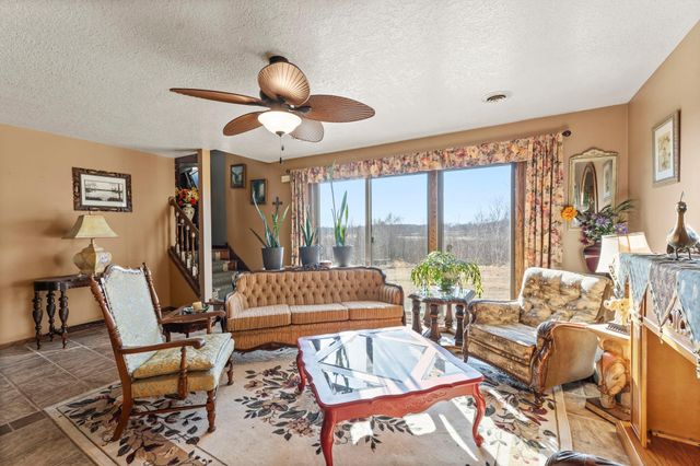 7411 181st Avenue NW, Nowthen, MN 55303