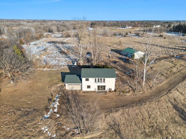 7411 181st Avenue NW, Nowthen, MN 55303