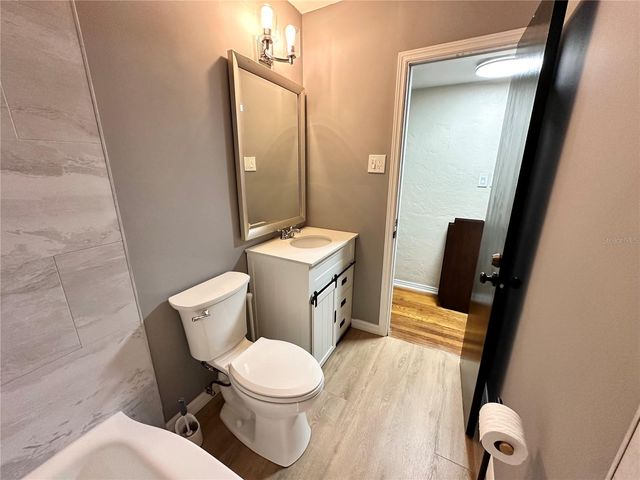 4600 30TH AVENUE N, St Petersburg, FL 33713