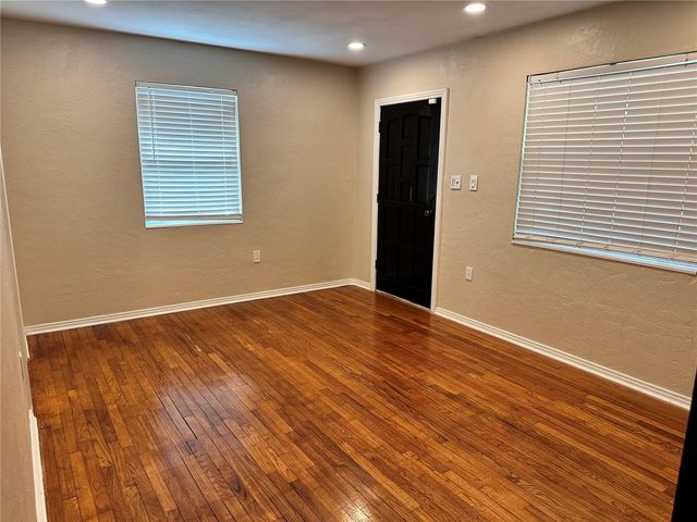 4600 30TH AVENUE N, St Petersburg, FL 33713