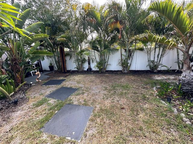 4600 30TH AVENUE N, St Petersburg, FL 33713