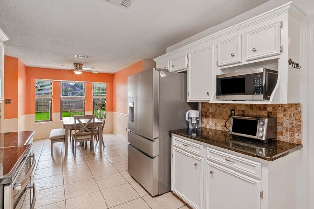 464 Mayfair Court, Bossier City, LA 71111