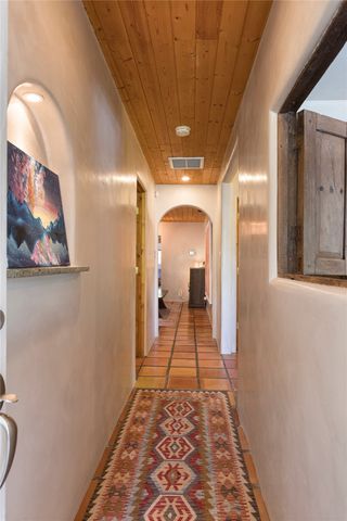 831 Ninita, Santa Fe, NM 87505