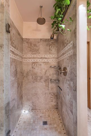831 Ninita, Santa Fe, NM 87505