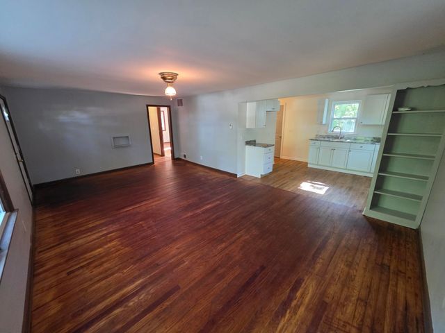 20419 Woodmar Street, Lowell, IN 46356