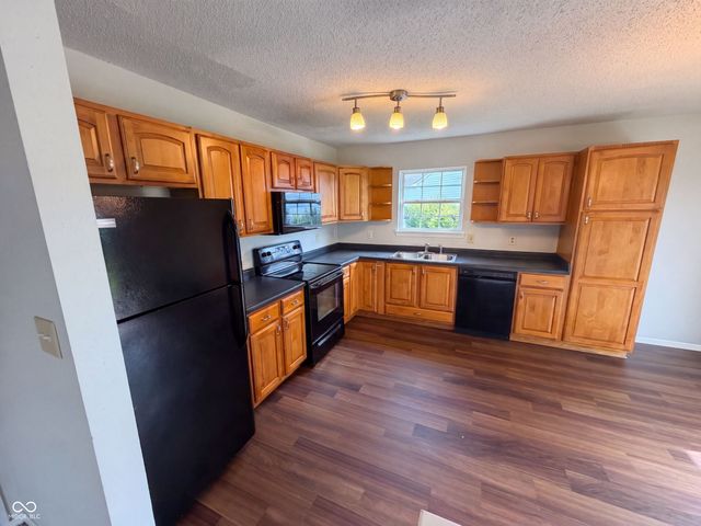 4253 Useppa Court, Westfield, IN 46062