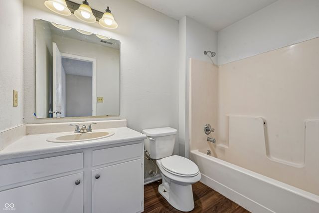 4253 Useppa Court, Westfield, IN 46062
