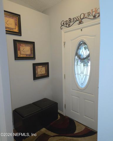 1663 E JAYHAWK Lane E, Jacksonville, FL 32221