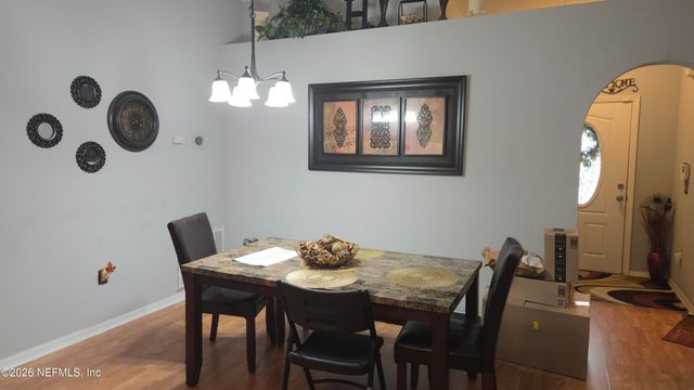 1663 E JAYHAWK Lane E, Jacksonville, FL 32221