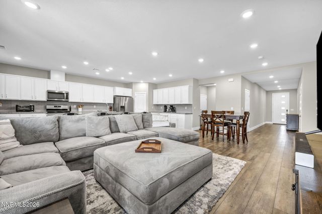 2294 Slater Mill Drive, Sparks, NV 89441