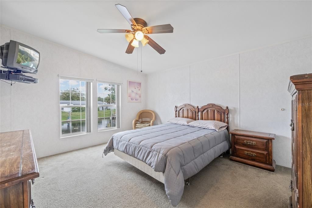Image 21 of property listing at 5819 PORTSMOUTH DRIVE, Tampa, FL 33615